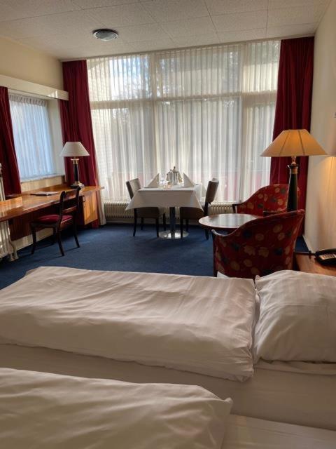 Executive Twin Room,669133554:JPEG