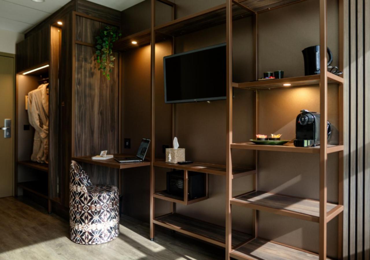 Copper Botanic Loft,1742571304:JPEG